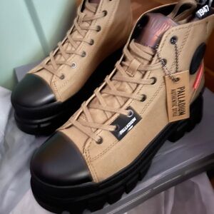 Palladium Ladies Tan and Black High-Top Boots